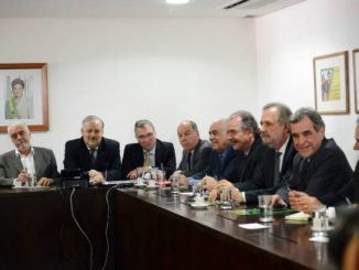 Ministros acertam demissão após impeachment de Dilma