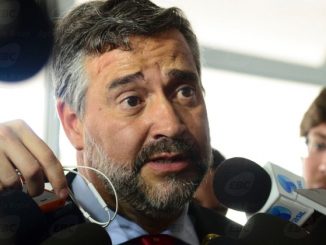 O deputado Paulo Pimenta (PT-RS) foi escalado para falar pela bancada do PT