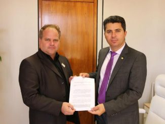 Vereador Nilton Cézar (PSB) com o deputado federal Marcos Rogério (DEM-RO).