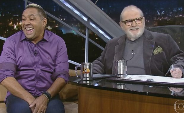 Tiririca evita falar sobre a atual situação política do país no "Programa do Jô", na Globo
