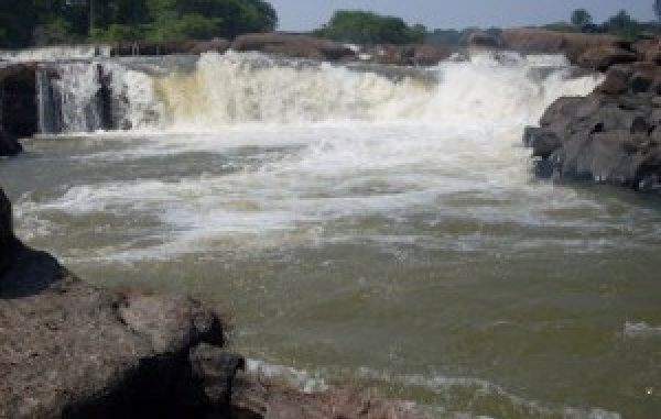 A usina de Tabajara, em Machadinho do Oeste, Rondônia, terá 400 Megawatts de capacidade de geração de energia.
