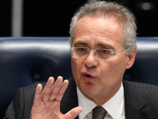 Renan afastado