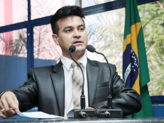 Edivaldo Gomes quer que indigentes tenham sepultamento digno