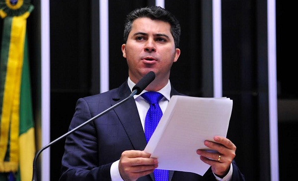 Para o deputado Marcos Rogério, autor da proposta, a realização de eleição indireta pelo Congresso Nacional, no curto prazo de apenas trinta dias representa um desafio para as lideranças políticas do País.