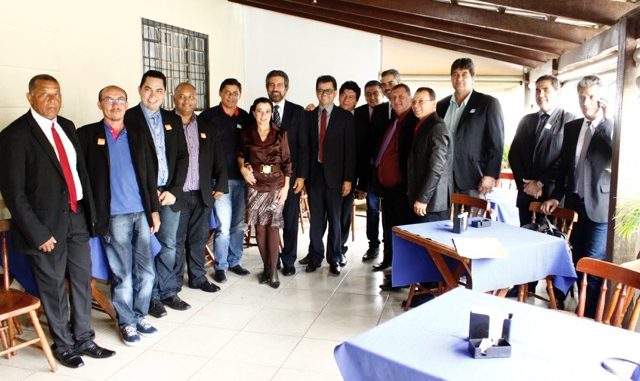 Senador Raupp e Marinha debatem com mais de 30 prefeitos ações para desenvolver Municípios