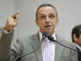 Para o deputado Lazinho a proposta, da forma que está indicada, ameaça as classes urbana e rural de trabalhadores.