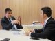 O diretor do Departamento de Gestão da Secretaria de Aviação Civil (SAC), Eduardo Bernardes, o deputado Marcos Rogério, tratando sobre meios para mudança de categoria do aeroporto de JI-Paraná. Foto: Ludmila Lucas