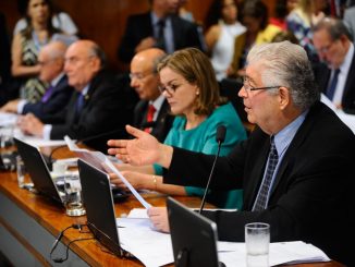 O relator do projeto é o senador Roberto Requião (PMDB-PR).