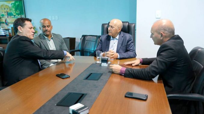 Confúcio Moura sinalizou com grande operação para recuperar e melhorar ruas da cidade