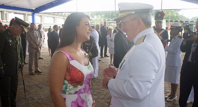 Medalha Mérito Tamandaré é entregue anualmente para personalidades que ajudaram no fortalecimento da instituição. Neste ano, a congressista ajudou a viabilizar projeto de navio hospitalar que atende comunidades ribeirinhas no rio Amazonas