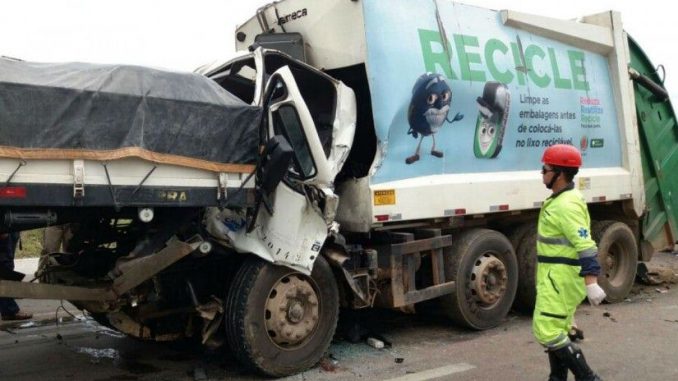 Motorista ficou preso nas ferragens e não resistiu aos ferimentos. Foto: Divulgação/Arteris Planalto Sul