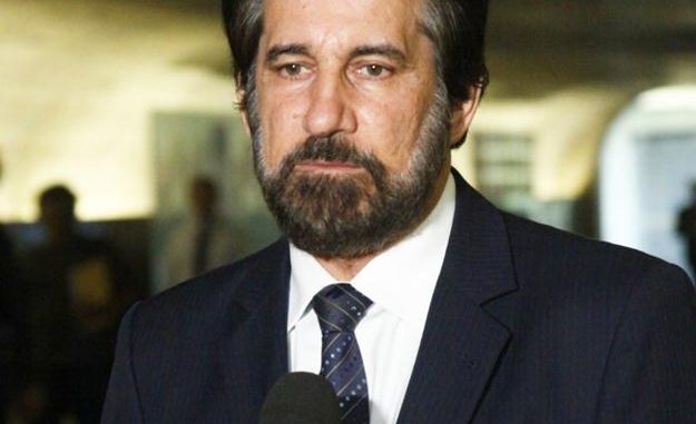 O senador Raupp destacou que votou favorável a derrubada dos vetos o que permitiu o REFIS das microempresas. Foto: Lindomar Gomes.