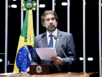 O senador Valdir Raupp (PMDB-RO) em sessão do Senado (Foto: Jefferson Rudy/Agência Senado)