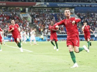 Copa 2018: Portugal e Espanha - Cristiano Ronaldo de Portugal faz seu terceiro gol. /Hannah McKay/Reuter - Via Agência Brasil