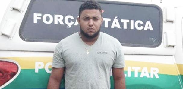 Lucas confessou que aplicou golpes em diversas cidades de Rondônia. Se alguma vítima o reconhecer, procure uma delegacia e denuncie. Foto: Extra de Rondônia