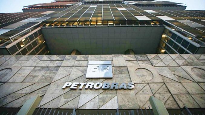 A pesquisa Pulso Brasil, da Ipsos, mostra 61% dos brasileiros não apoiariam um candidato à presidência da República que defendesse a privatização da Petrobras.