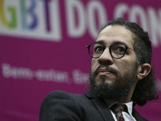 O deputado Jean Wyllys durante o 15º Seminário LGBT do Congresso Nacional (Crédito: José Cruz/Agência Brasil)