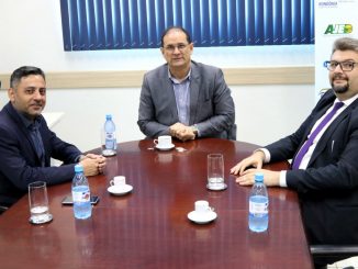 Superintendente do Sebrae em Rondônia, Daniel Pereira, o coordenador do Profaz, Marc Reis e o assessor técnico do TCE-RO, Massud Badra Neto