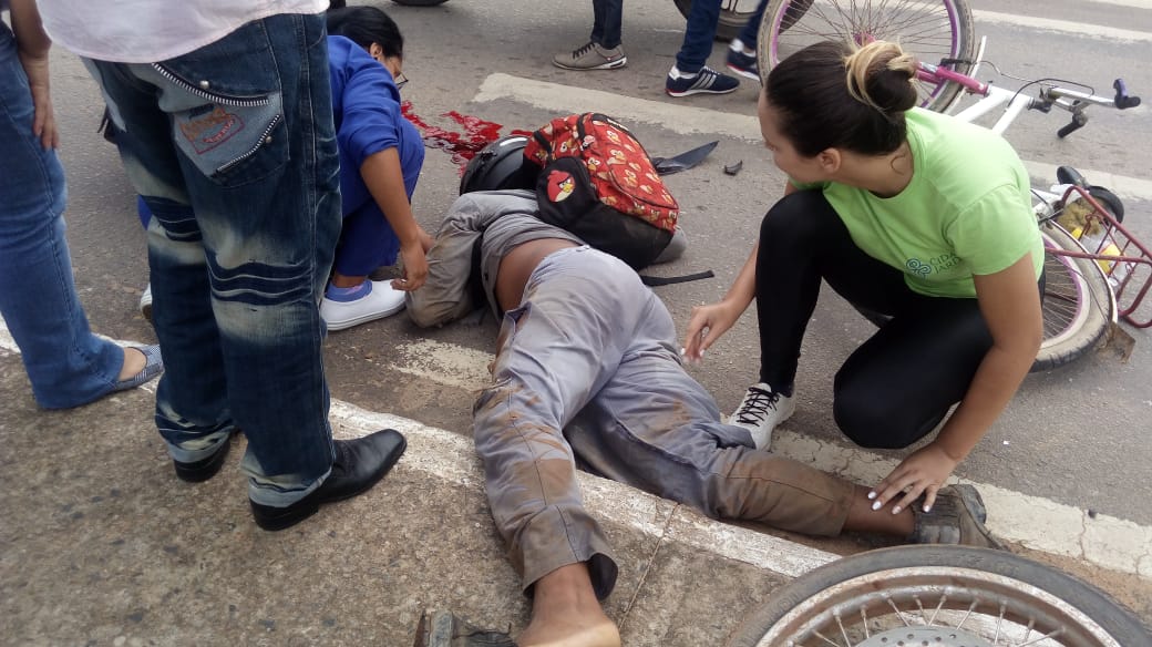 Marcelo Lopes estava a caminho do 2º Distrito e, segundo testemunhas, foi atingido por um outro motociclista que avançou no sinal fechado.