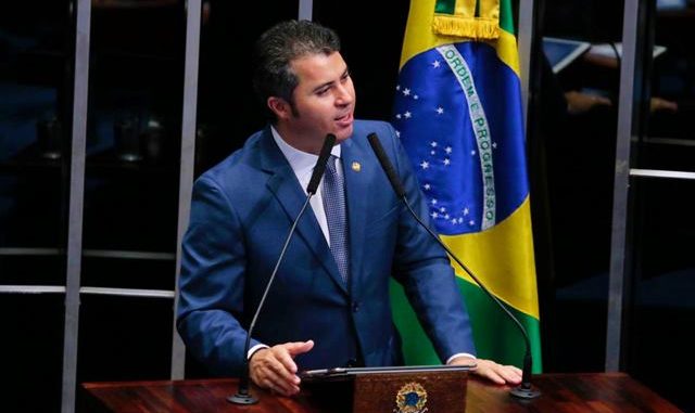 Marcos Rogério destacou ainda que independente do modelo econômico a ser adotado, os direitos dos trabalhadores continuarão garantidos, pois estão expressos na Constituição Federal