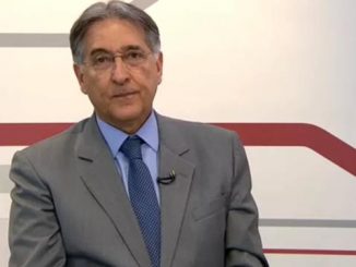 PF cumpre mandados de busca e apreensão em endereços ligados a Fernando Pimentel — Foto: Reprodução/TV Globo
