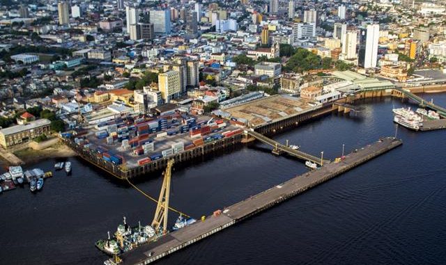 Especializada em agenciamento de carga, DHL Global Forwarding atende as principais indústrias do estado do Amazonas