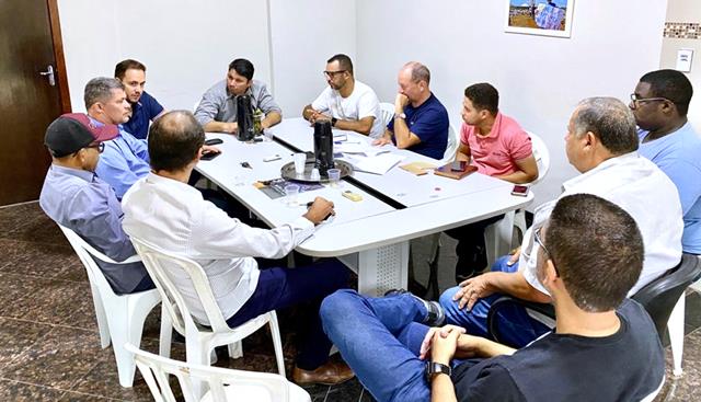 DEM vai de Affonso e lança 25 a vereador