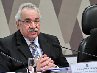 Juiz escreve ‘merdocracia neoliberal neofascista’ em decisão e é alvo de representação