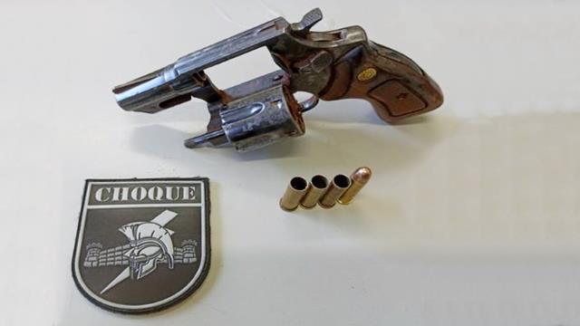 Arma que atirador usou para abrir fogo em feira de Campo Grande. / Foto: Batalhão do Choque/Divulgação