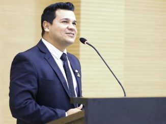 Polícia faz buscas no gabinete do deputado Marcelo Cruz