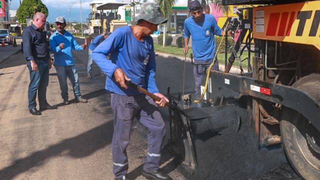 Avenida Monte Castelo recebe recapeamento