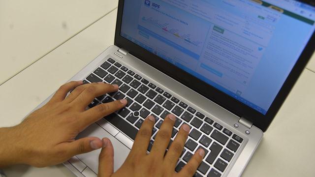 Receita libera consulta a lote residual de restituição do IR