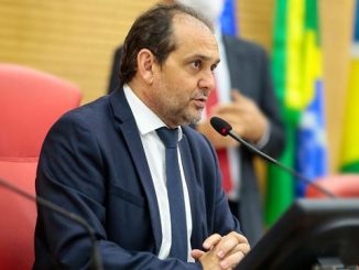 Presidente da Assembleia Legislativa defende reabertura do comércio e testes massivos na população para definir quarentena social