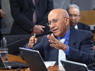 Emenda do senador Confucio Moura beneficia servidores dos ex-territorios federais