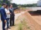 A deputada esteve no local onde será o Centro, acompanhada do secretário da saúde e do coordenador do Centro de Reabilitação do Hospital de Amor