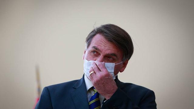 Governo entrega ao STF exames de coronavírus de Bolsonaro