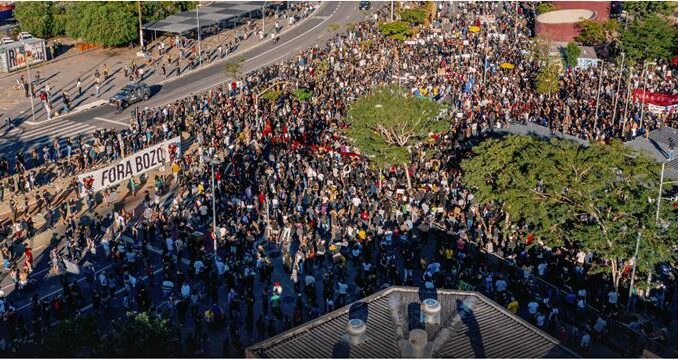 Movimento Fora Bolsonaro vai às ruas