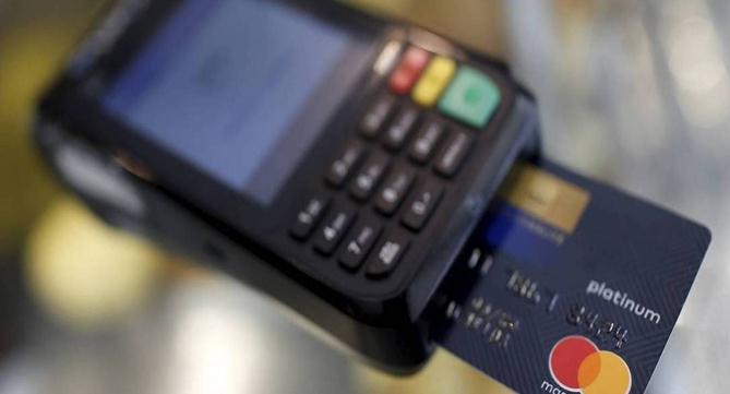 Aprovado limite de juros no cartão e no cheque especial