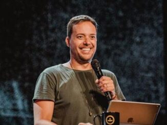 Pastor diz que igreja não é para homossexuais: "Podem ir para clube gay"