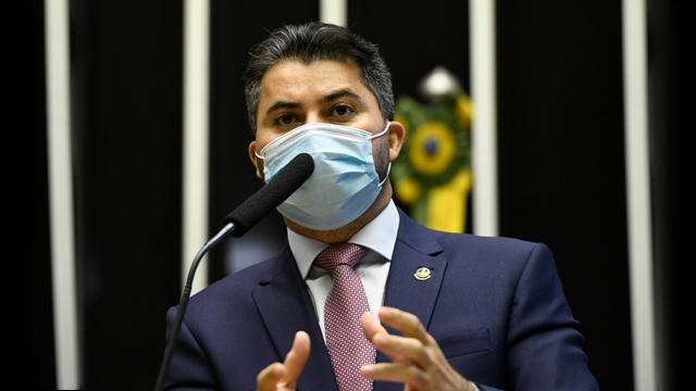 Marcos Rogério apresenta parecer favorável à PEC que trata da transposição de servidores dos ex-territórios