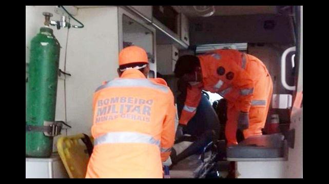 Explosão de bombinha quase destrói a 'piroca' de um adolescente