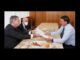 Confúcio entrega relatório da Comissão da Covid-19 ao presidente Bolsonaro