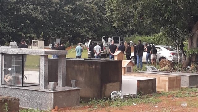 Uma cerimônia reservada marcou o último adeus ao filho ilustre de Ouro Preto do Oeste James Gonçalves.