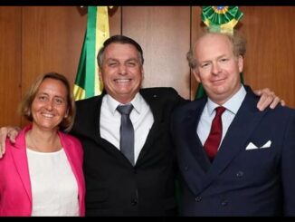 Bolsonaro recebe deputada alemã neta de ministro de HitlerBolsonaro recebe deputada alemã neta de ministro de Hitler