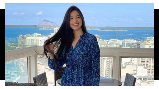youtuber Luciana de Farias