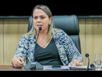 Claudia de Jesus quer saber o porquê da Saúde do Estado sem exames de tomografia e ressonância