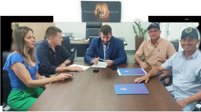 Deputado Nim Barro em reunião com o prefeito de Urupá Celso Lang.