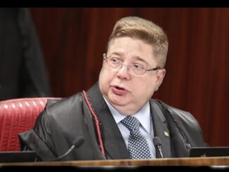 Deputados de direita querem aprovar lei que possa anistiar Jair Bolsonaro