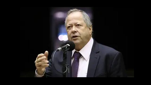 Câmara cassa mandato do deputado Chiquinho Brazão