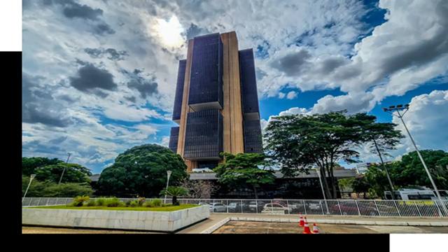 Taxa Selic sobe para maior nível em 19 anos